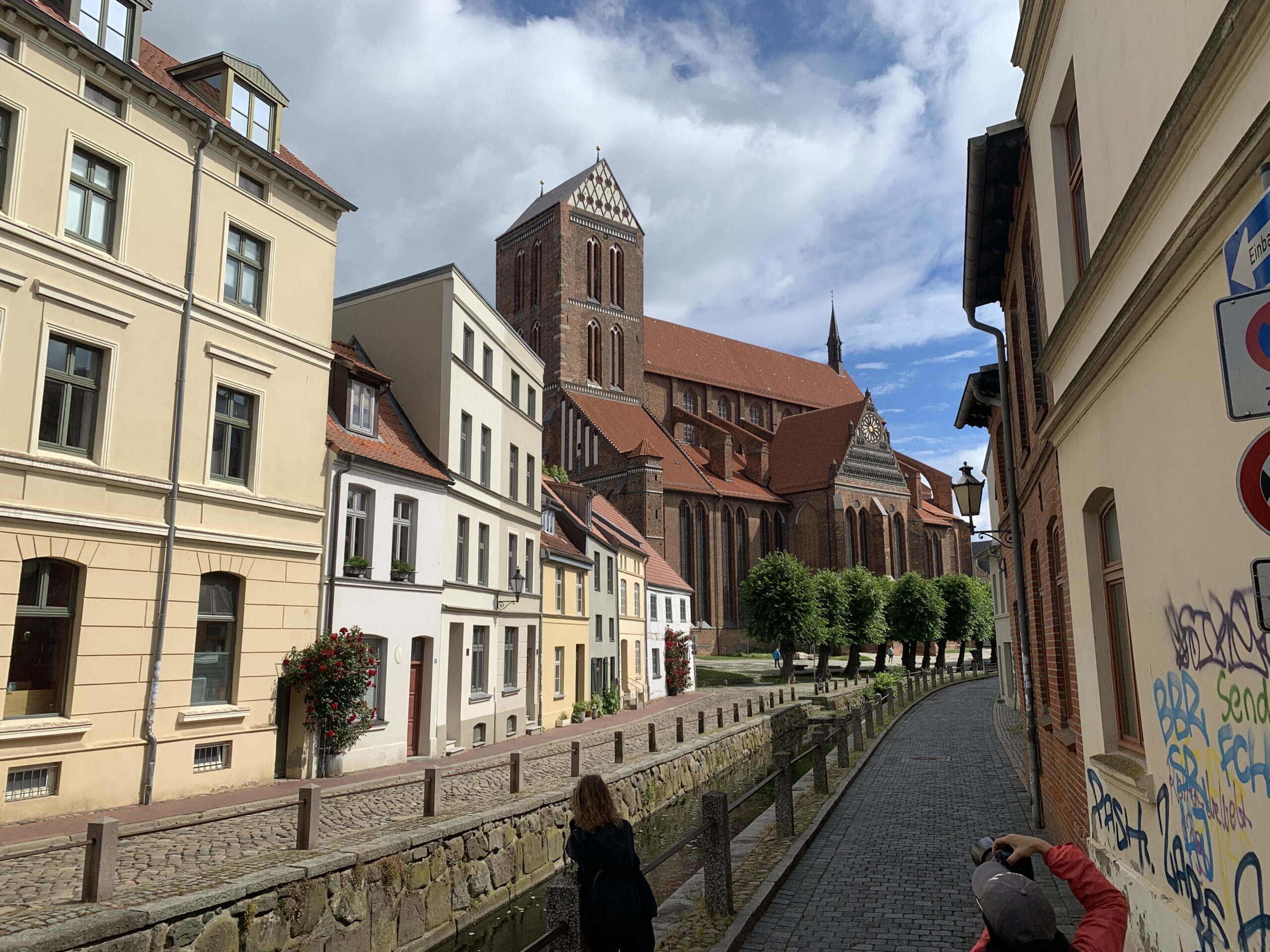 The Frische Grube runs past St Nicholas