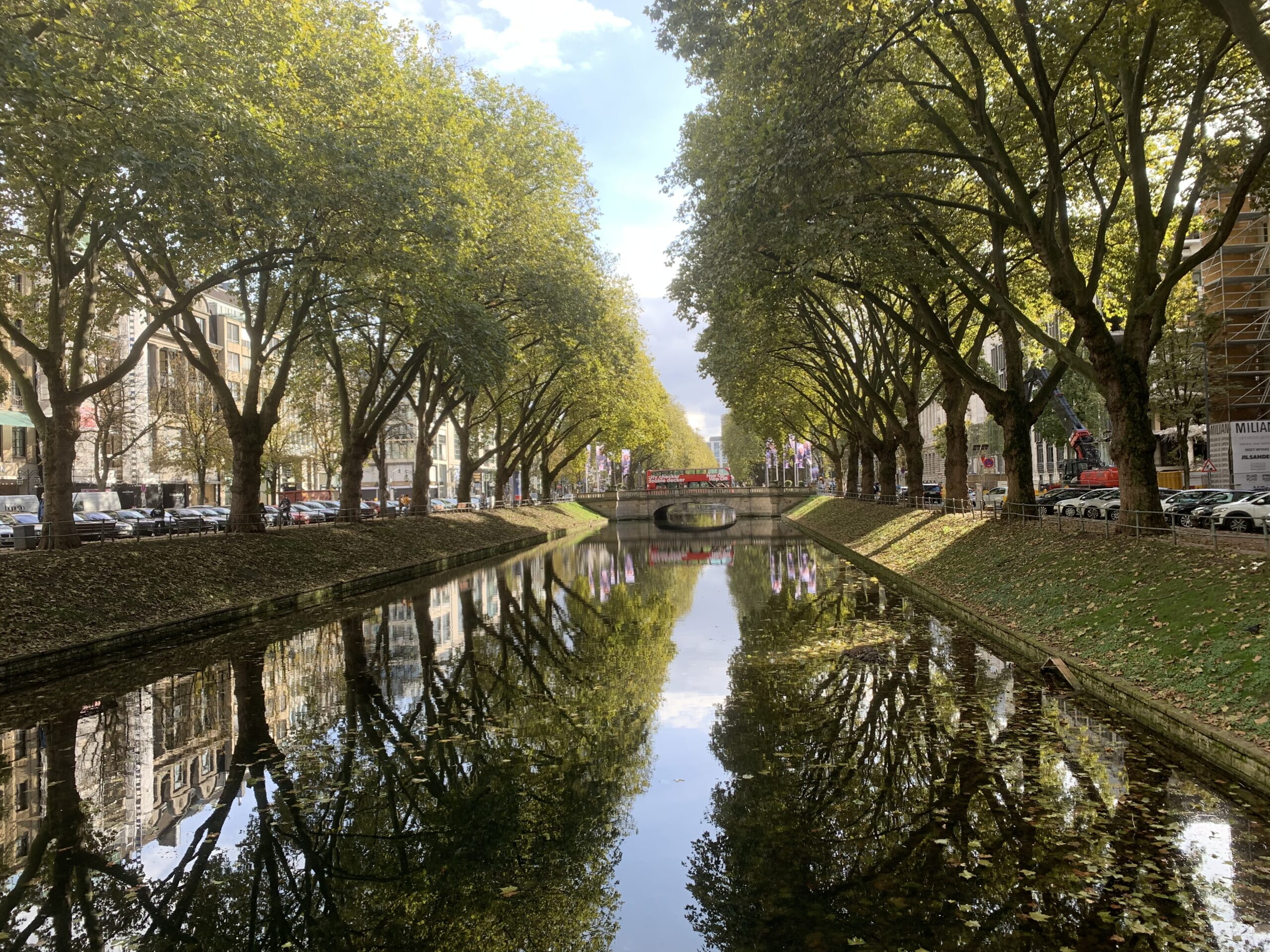 A canal runs down the length of the Königsallee, the posh shopping street