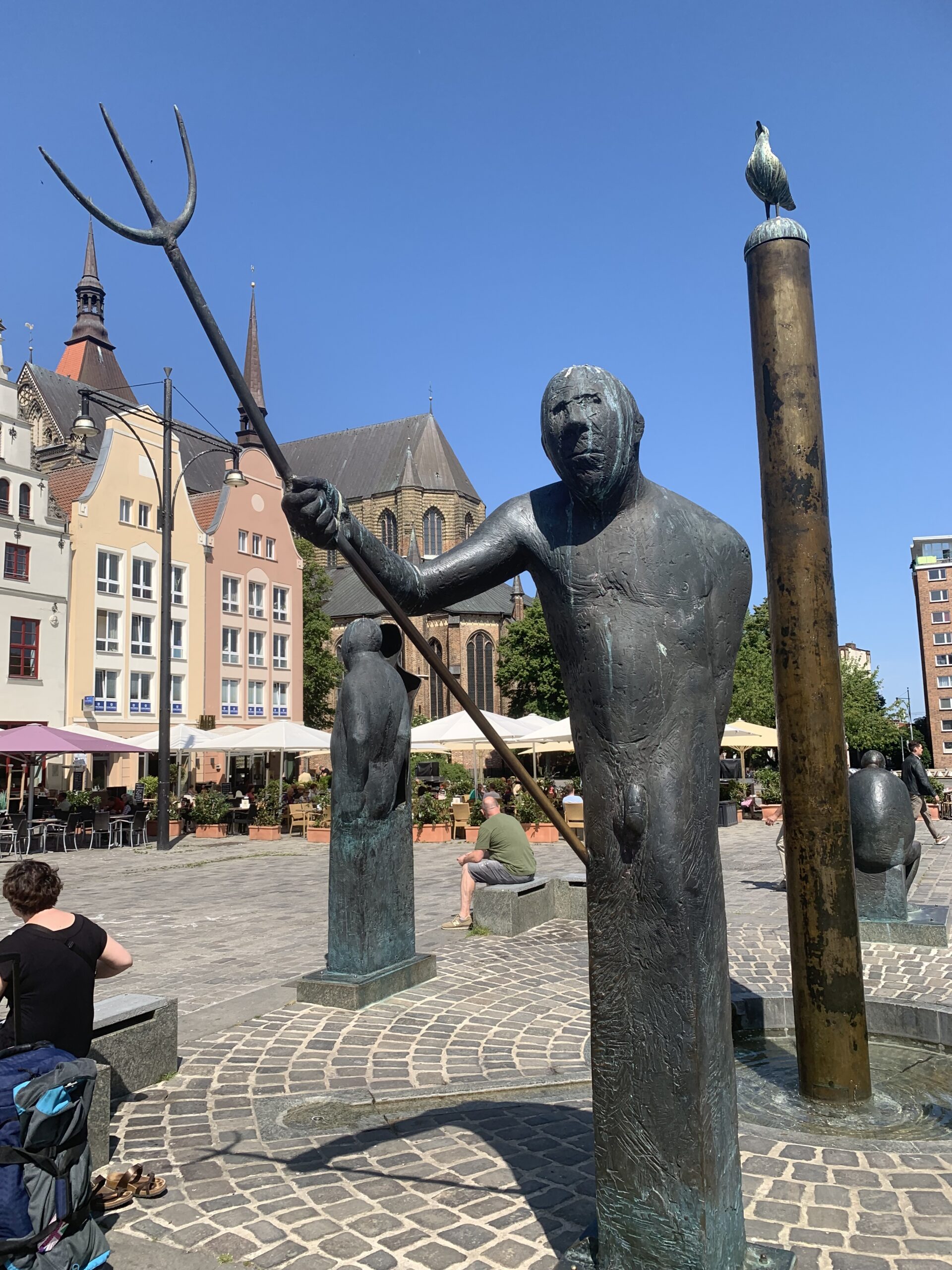 The unpopular seagull fountain on Neuer Markt